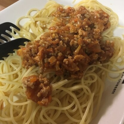 トマト缶が無くても大丈夫ですね！美味しかったです。